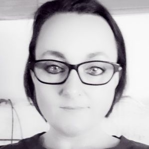 Meet your Posher, Yvo